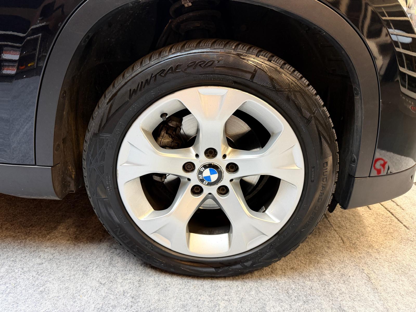 BMW X1 20d xDrive-image-11