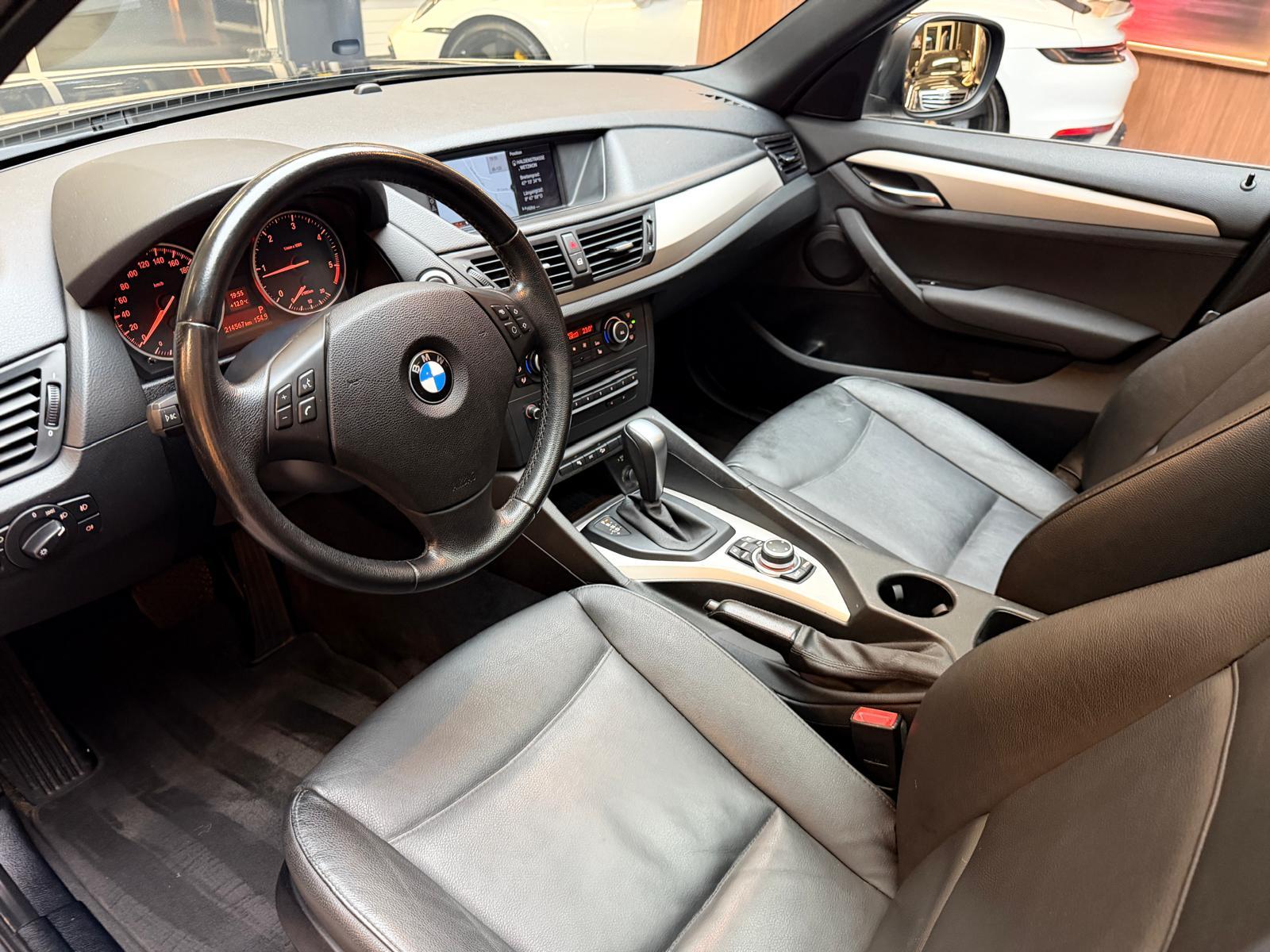 BMW X1 20d xDrive-image-14