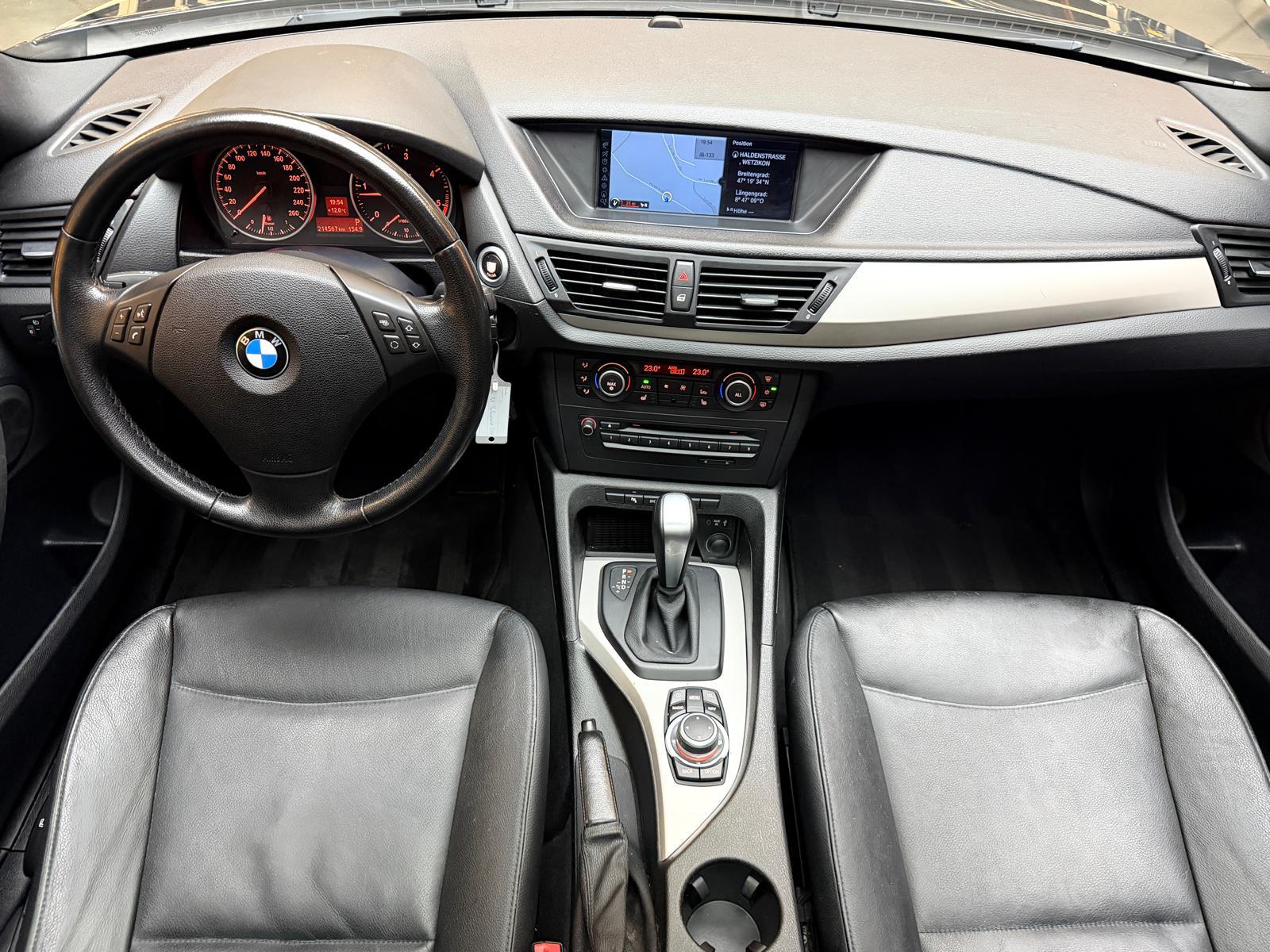 BMW X1 20d xDrive-image-12