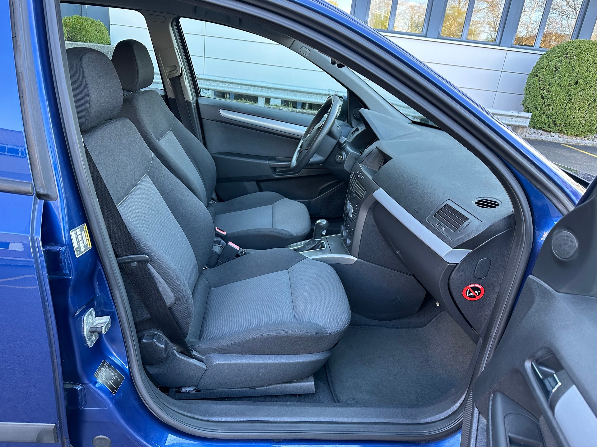 OPEL Astra 1.8i 16V-image-10