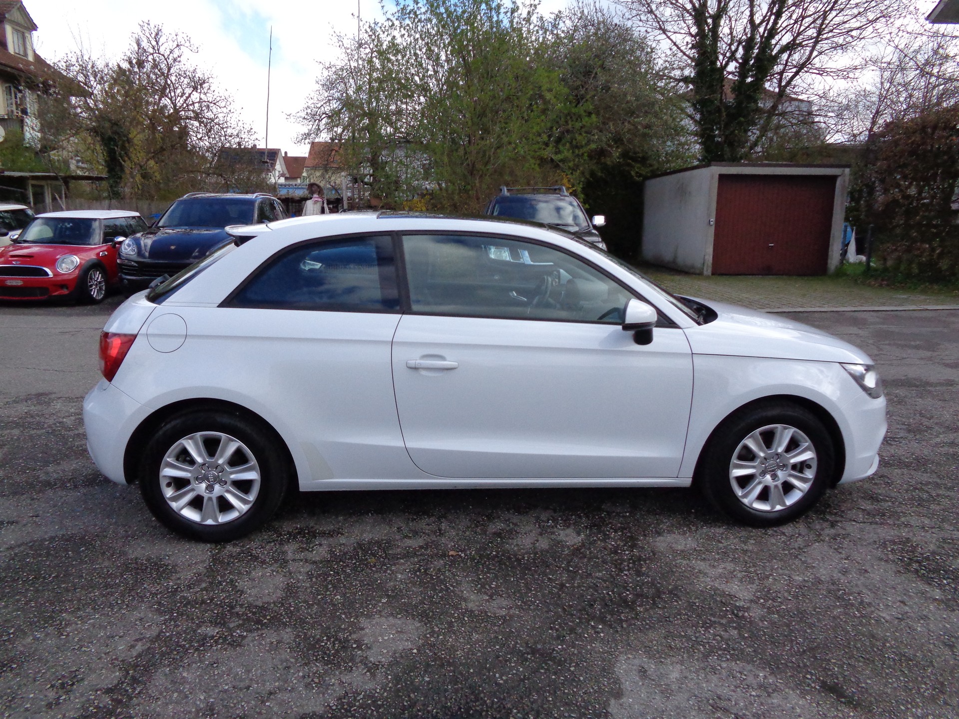 AUDI A1 1.4 TFSI Attraction S-tronic-image-4