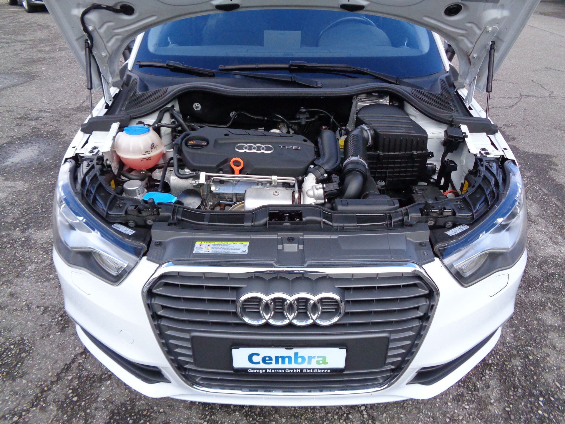 AUDI A1 1.4 TFSI Attraction S-tronic-image-11