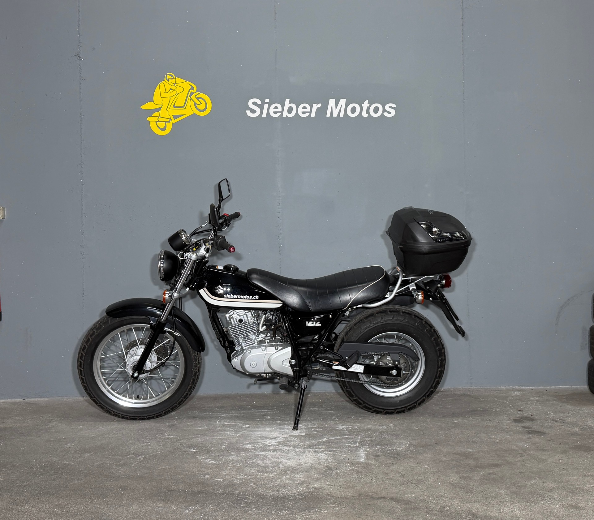 SUZUKI RV 125 VanVan-showroom-element-2
