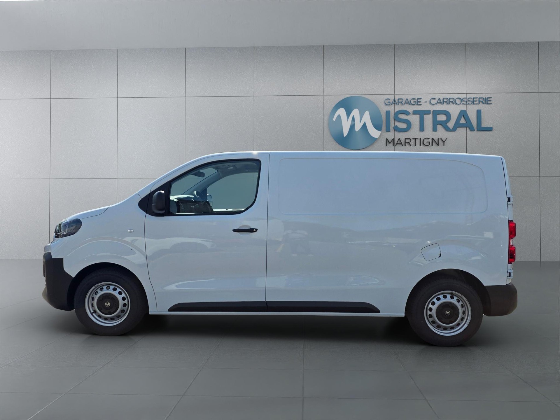 CITROEN Jumpy Kaw. M 1.5 BlueHDi 120 First S/S-showroom-element-1