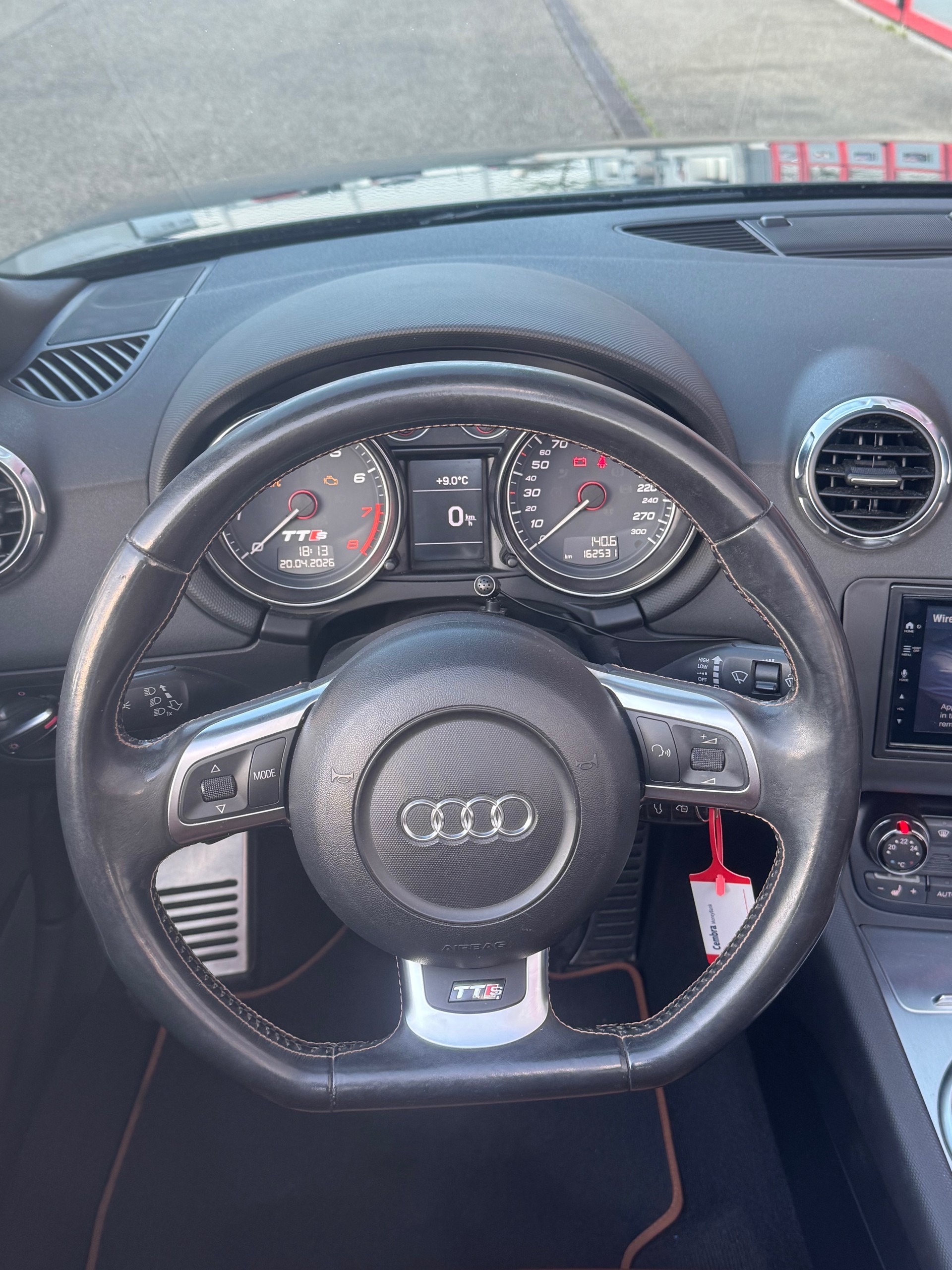 AUDI TTS Roadster 2.0 TFSI quattro-image-19