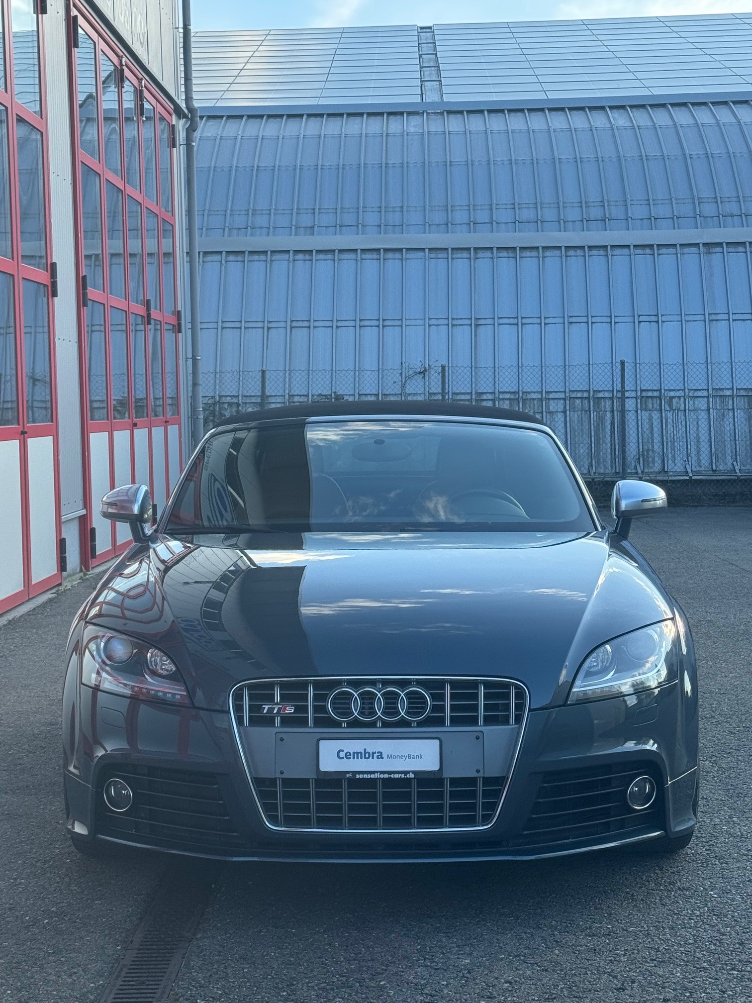 AUDI TTS Roadster 2.0 TFSI quattro-showroom-element-1