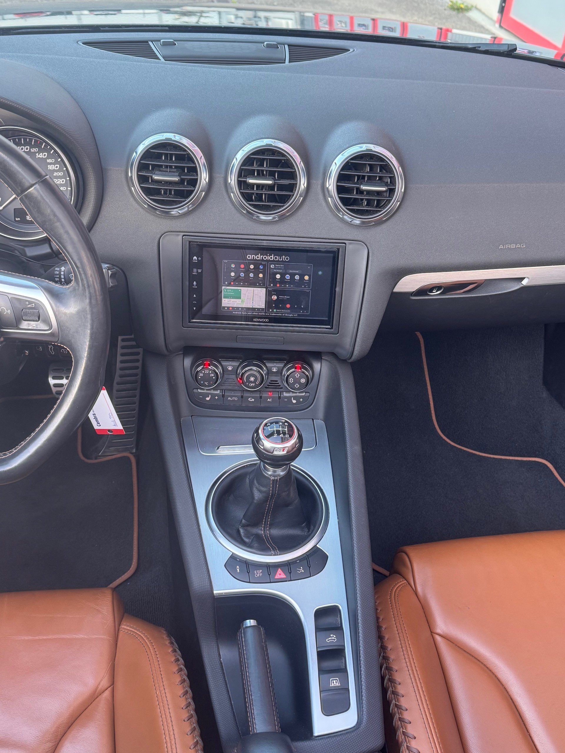 AUDI TTS Roadster 2.0 TFSI quattro-image-18