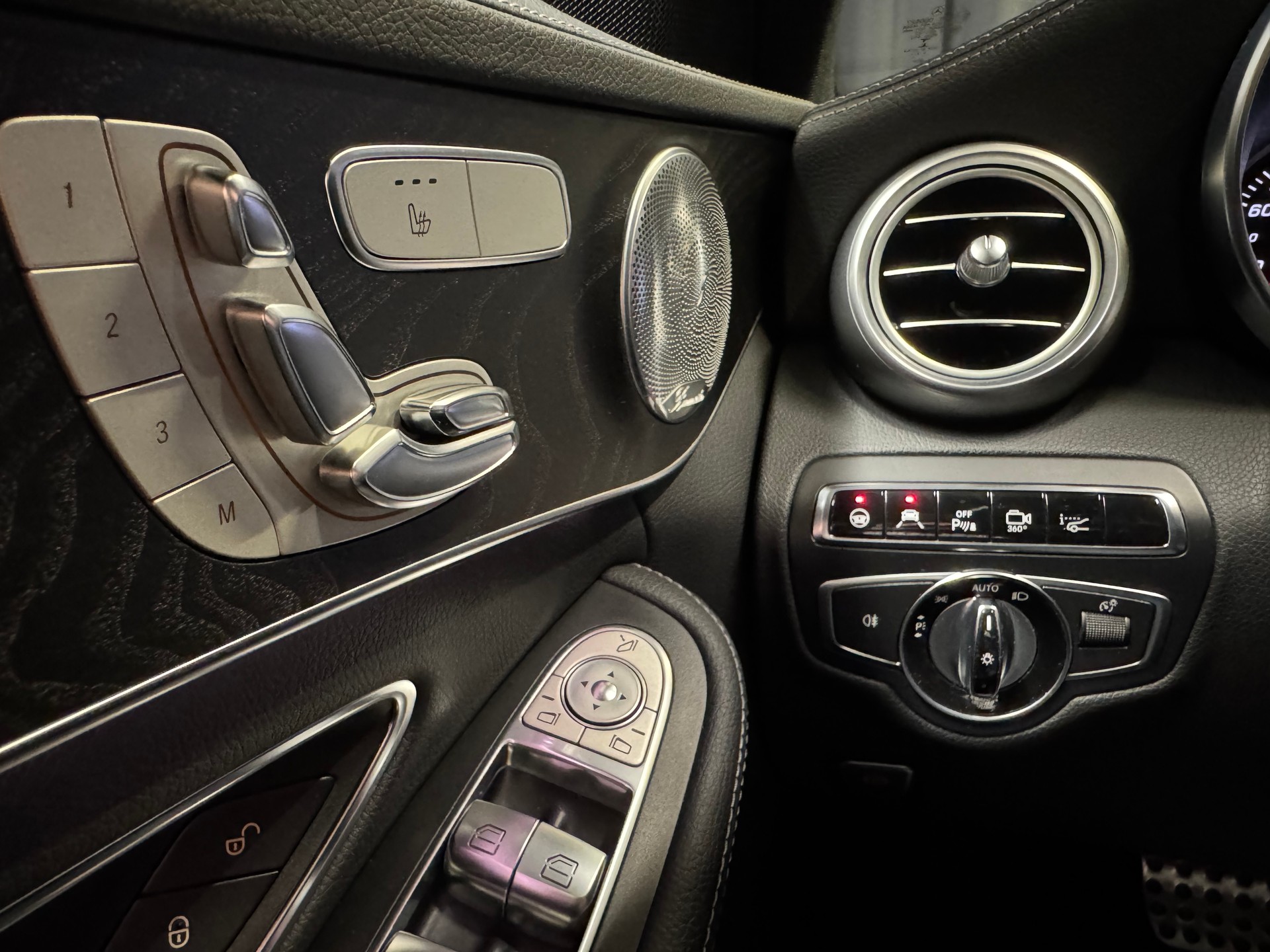 MERCEDES-BENZ C 400 AMG Line 4Matic 7G-Tronic (23)-image-22