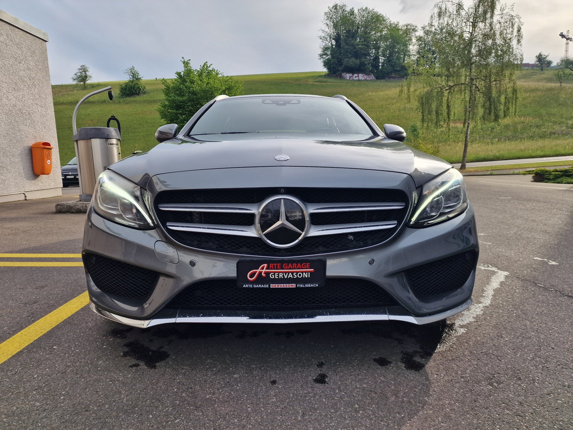 MERCEDES-BENZ C 400 AMG Line 4Matic-showroom-element-1