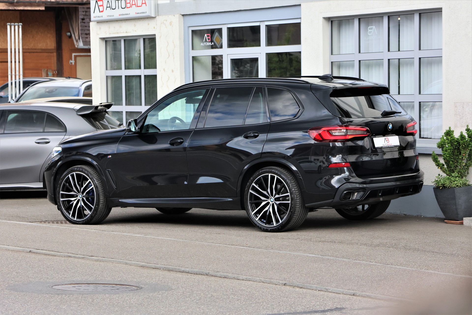 BMW X5 xDrive 48V 30d M Sport Steptronic (CH) + 3.5T AHK-image-4
