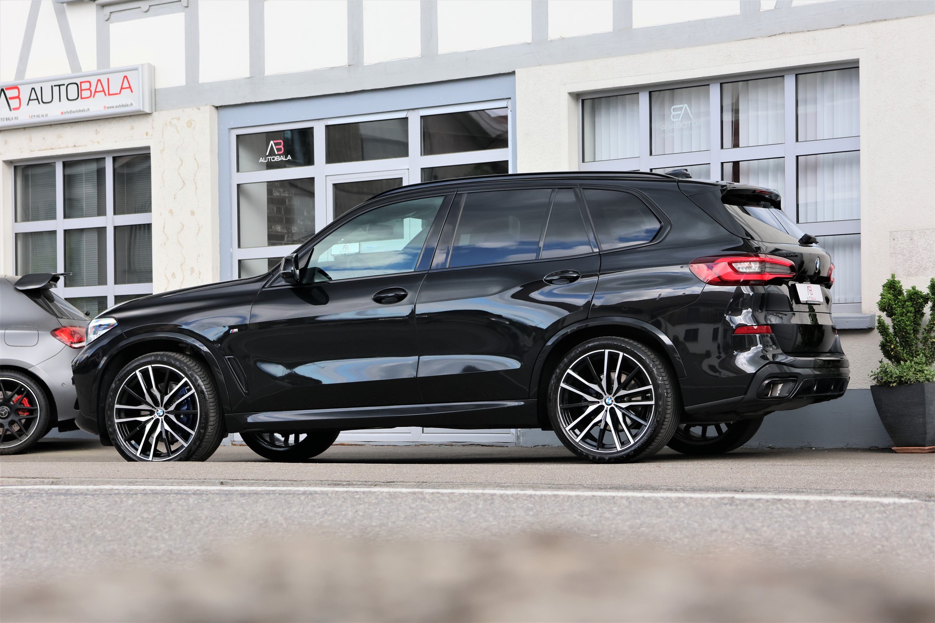 BMW X5 xDrive 48V 30d M Sport Steptronic (CH) + 3.5T AHK-image-3