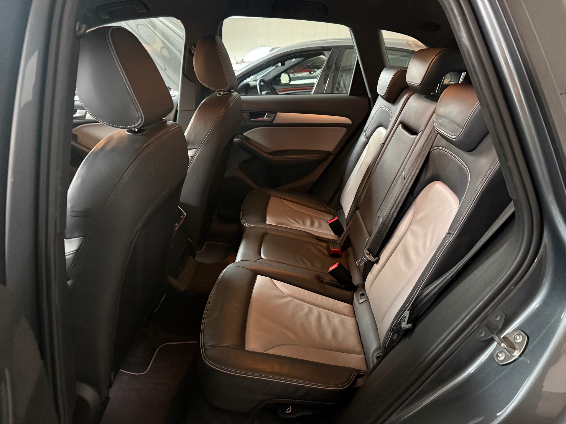 AUDI Q5 3.0 TDI quattro S-tronic-image-8