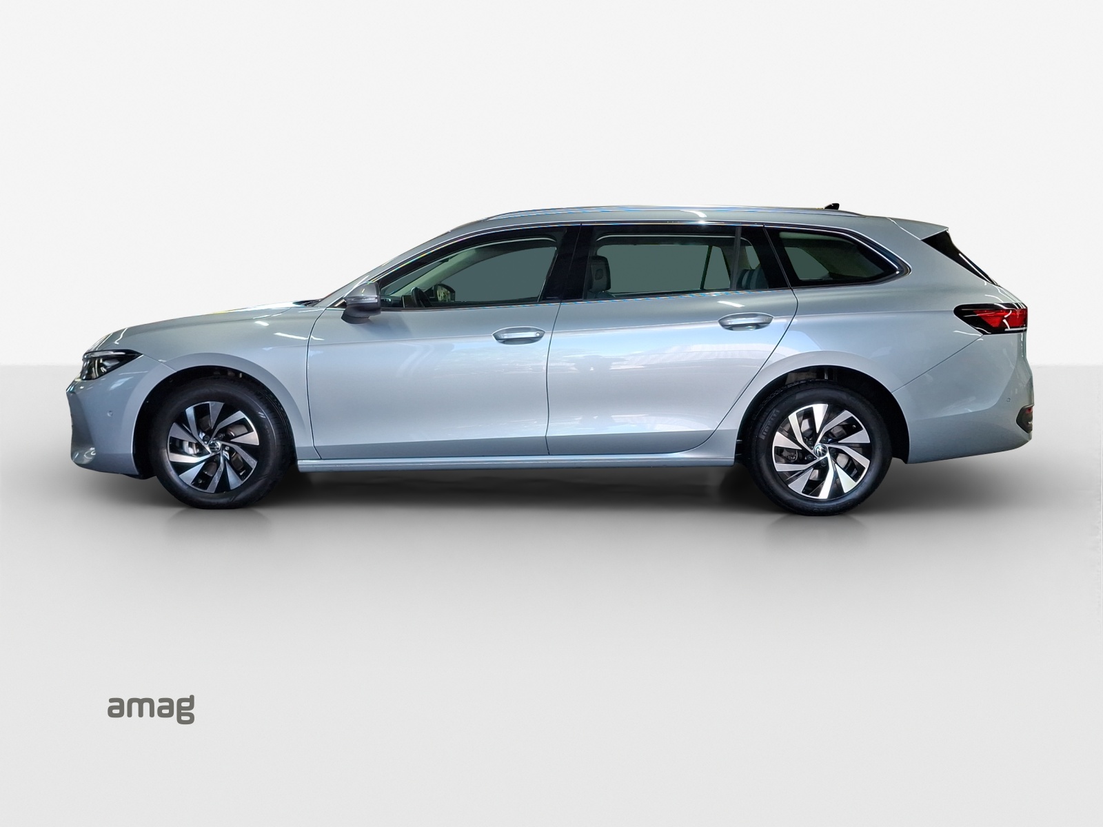 VW Passat Variant 2.0 TDI evo Business DSG-image-1