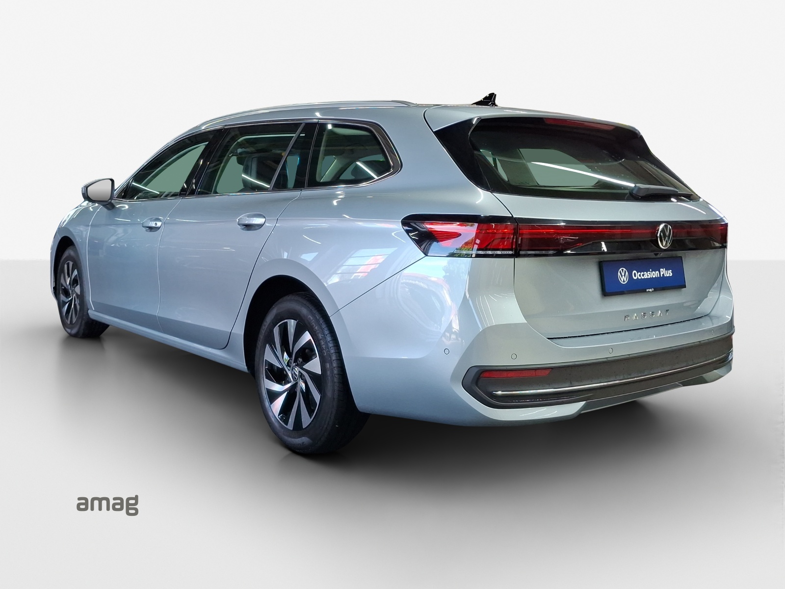 VW Passat Variant 2.0 TDI evo Business DSG-image-2