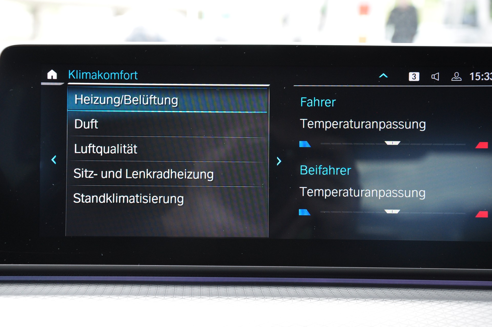 BMW 530e xDrive Steptronic-image-24