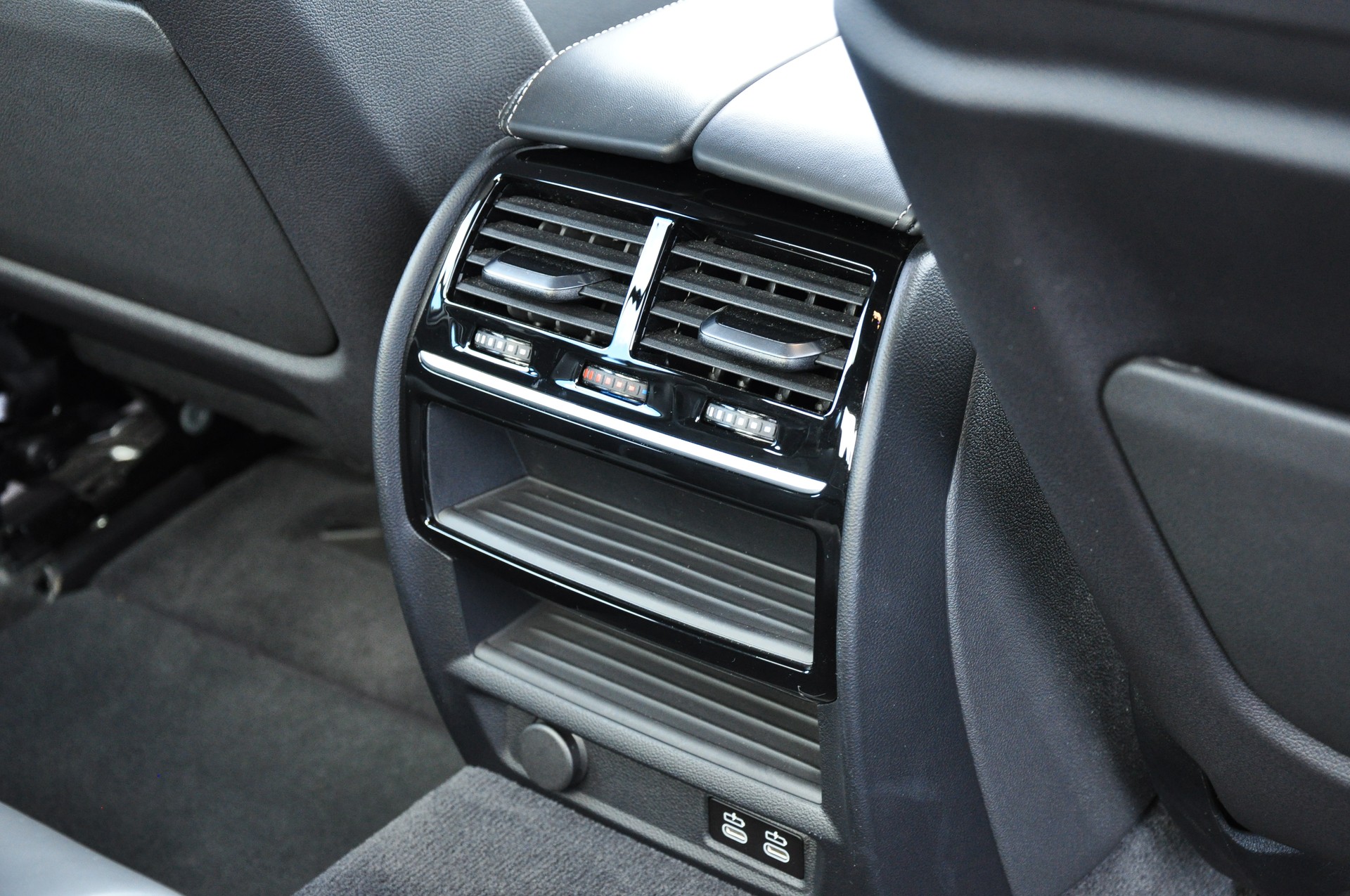 BMW 530e xDrive Steptronic-image-21