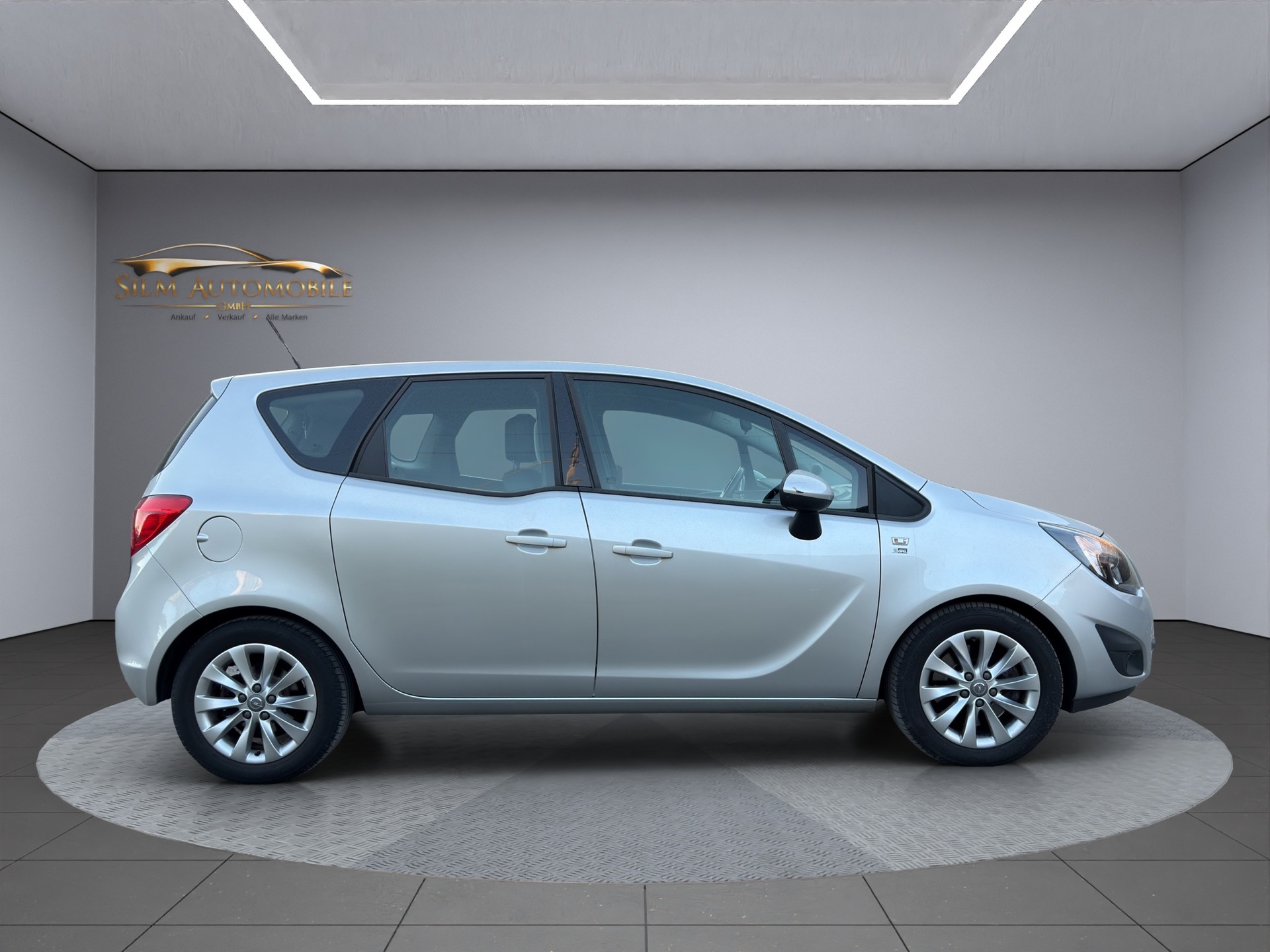 OPEL Meriva 1.7 CDTi Anniversary Edition-image-4