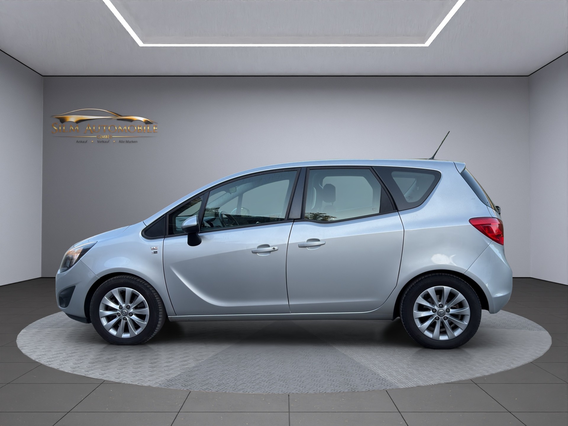OPEL Meriva 1.7 CDTi Anniversary Edition-showroom-element-3