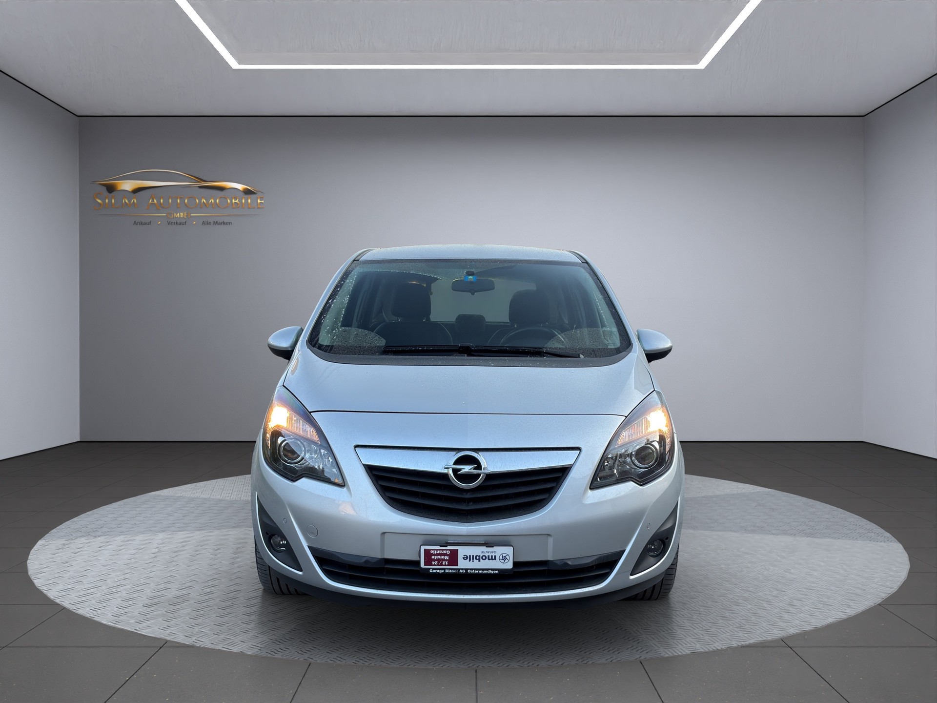 OPEL Meriva 1.7 CDTi Anniversary Edition-showroom-element-2