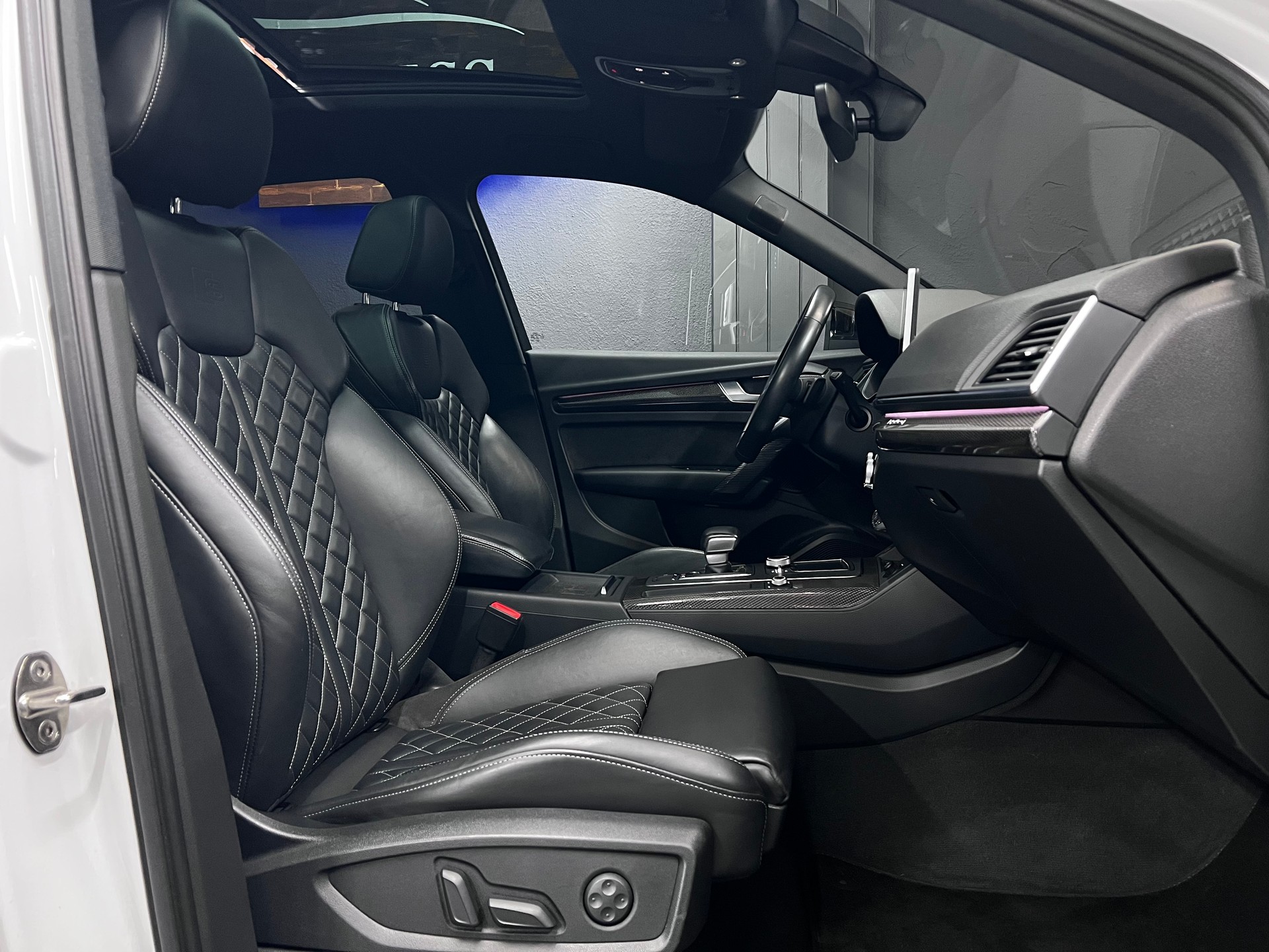 AUDI SQ5 3.0 TFSI quattro S-tronic-image-12