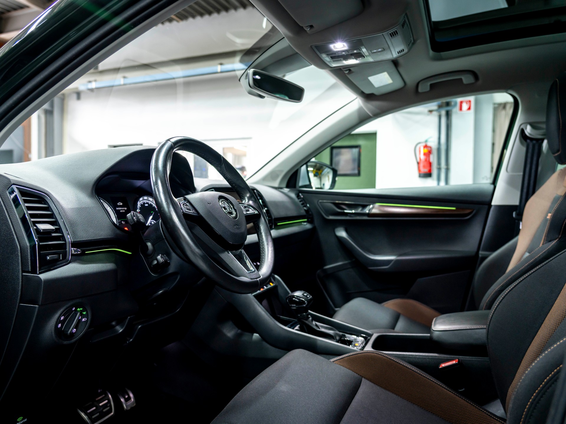 SKODA Karoq 1.5 TSI ACT Scout 4x4 DSG-image-18