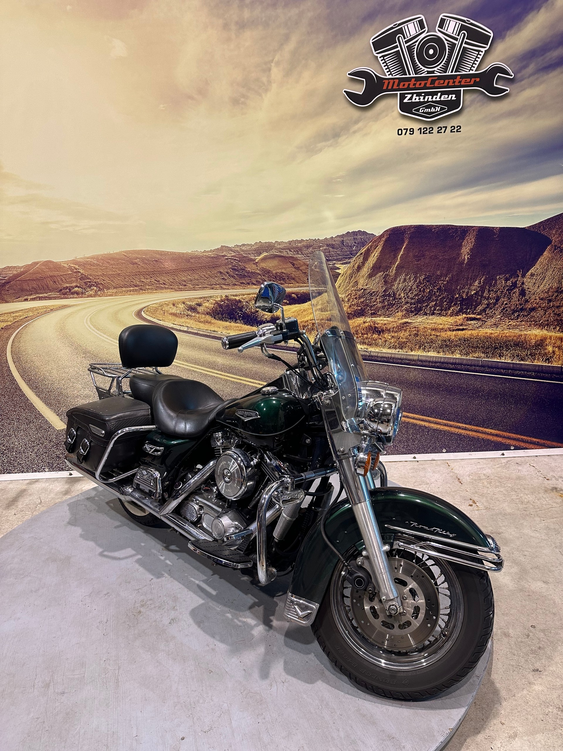 HARLEY-DAVIDSON FLHRCI Road King Classic-showroom-element-1