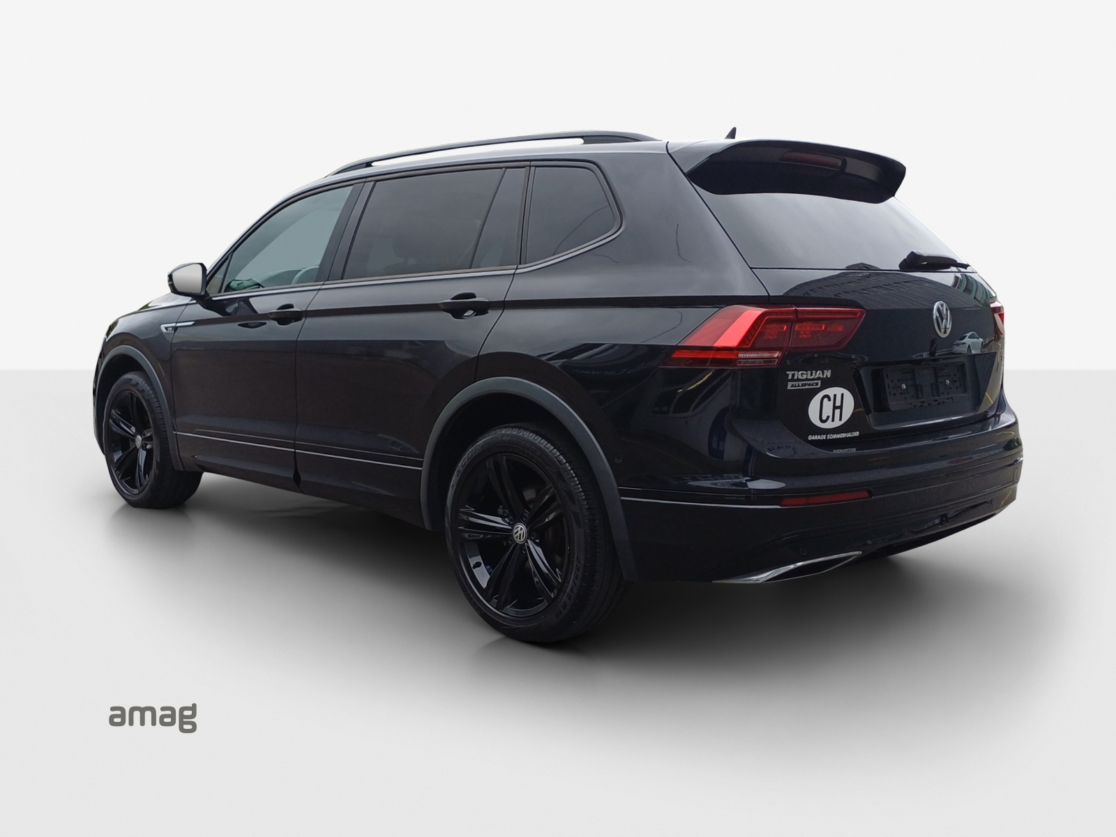 VW Tiguan Allspace 2.0TSI Highline 4Motion DSG-image-2