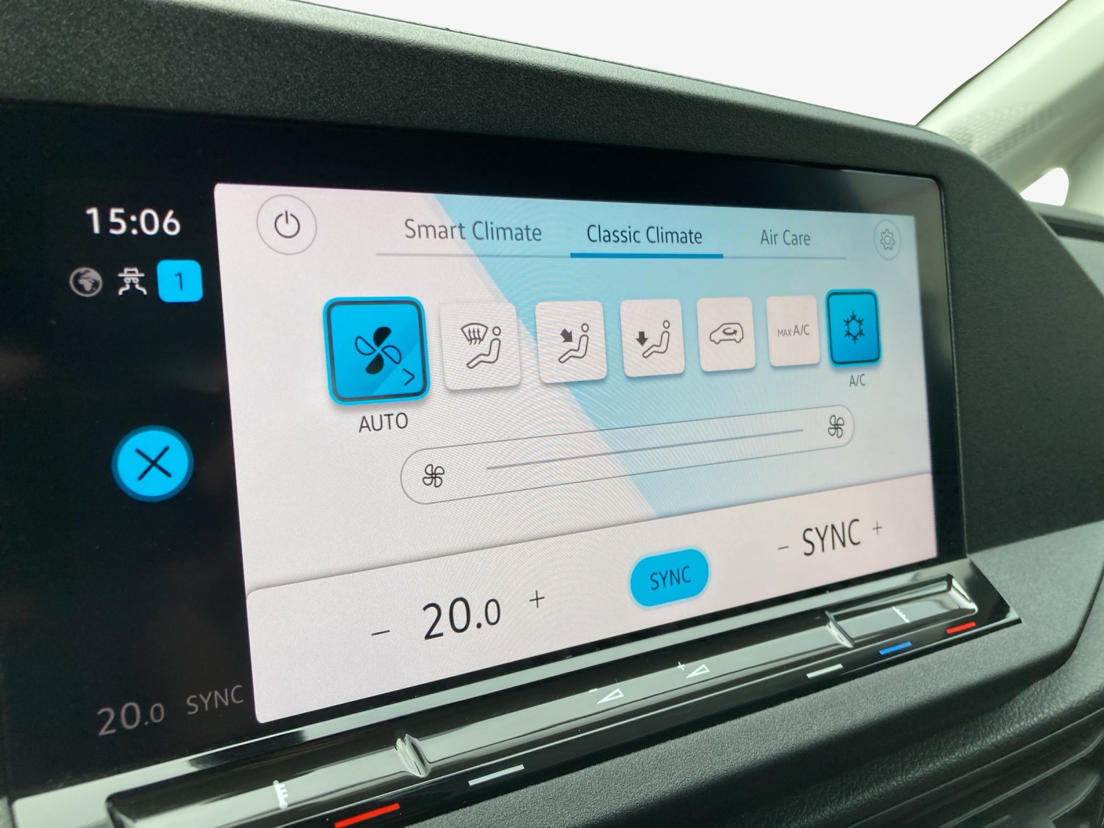 VW Caddy Cargo 2.0TDI 4Motion-image-14