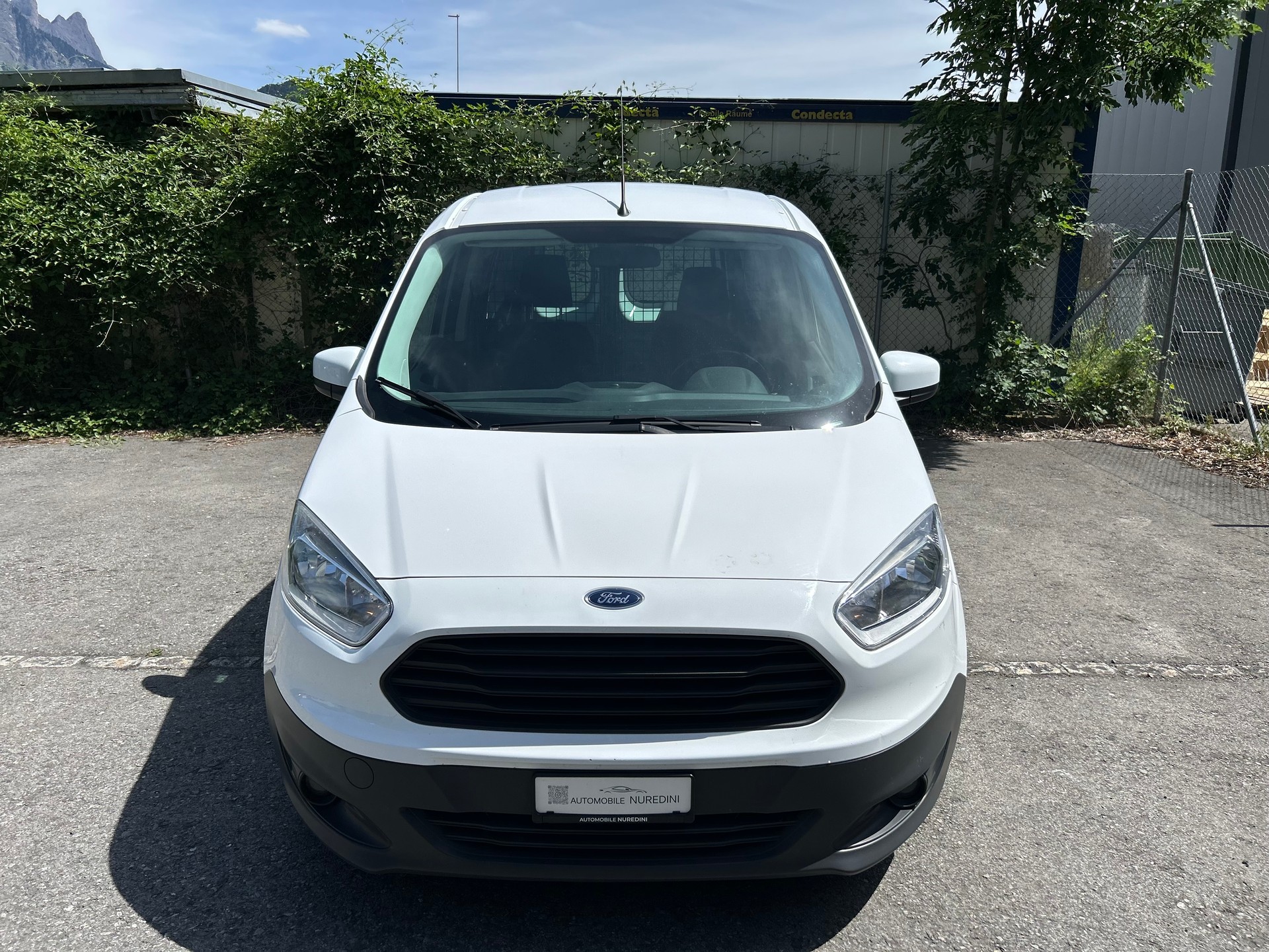 FORD Transit Courier Van 1.5 TDCi Ambiente-image-4