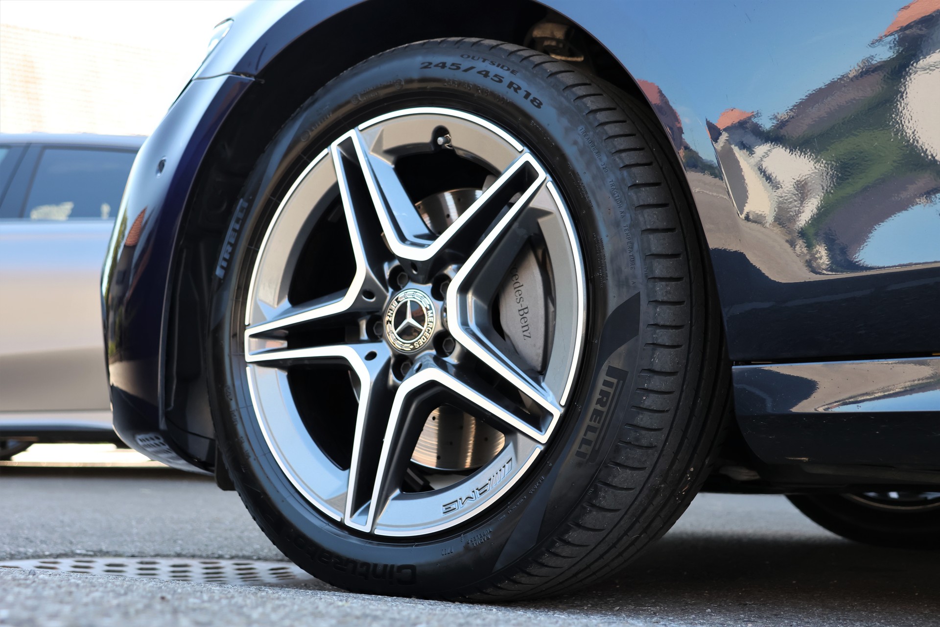 MERCEDES-BENZ E 220 d 4Matic Swiss Star 9G-Tronic (CH)-image-7