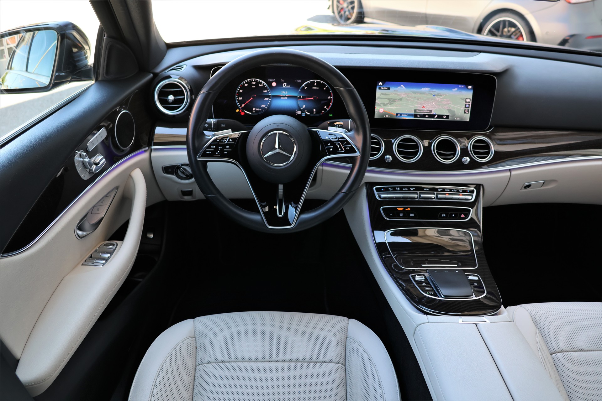 MERCEDES-BENZ E 220 d 4Matic Swiss Star 9G-Tronic (CH)-image-13