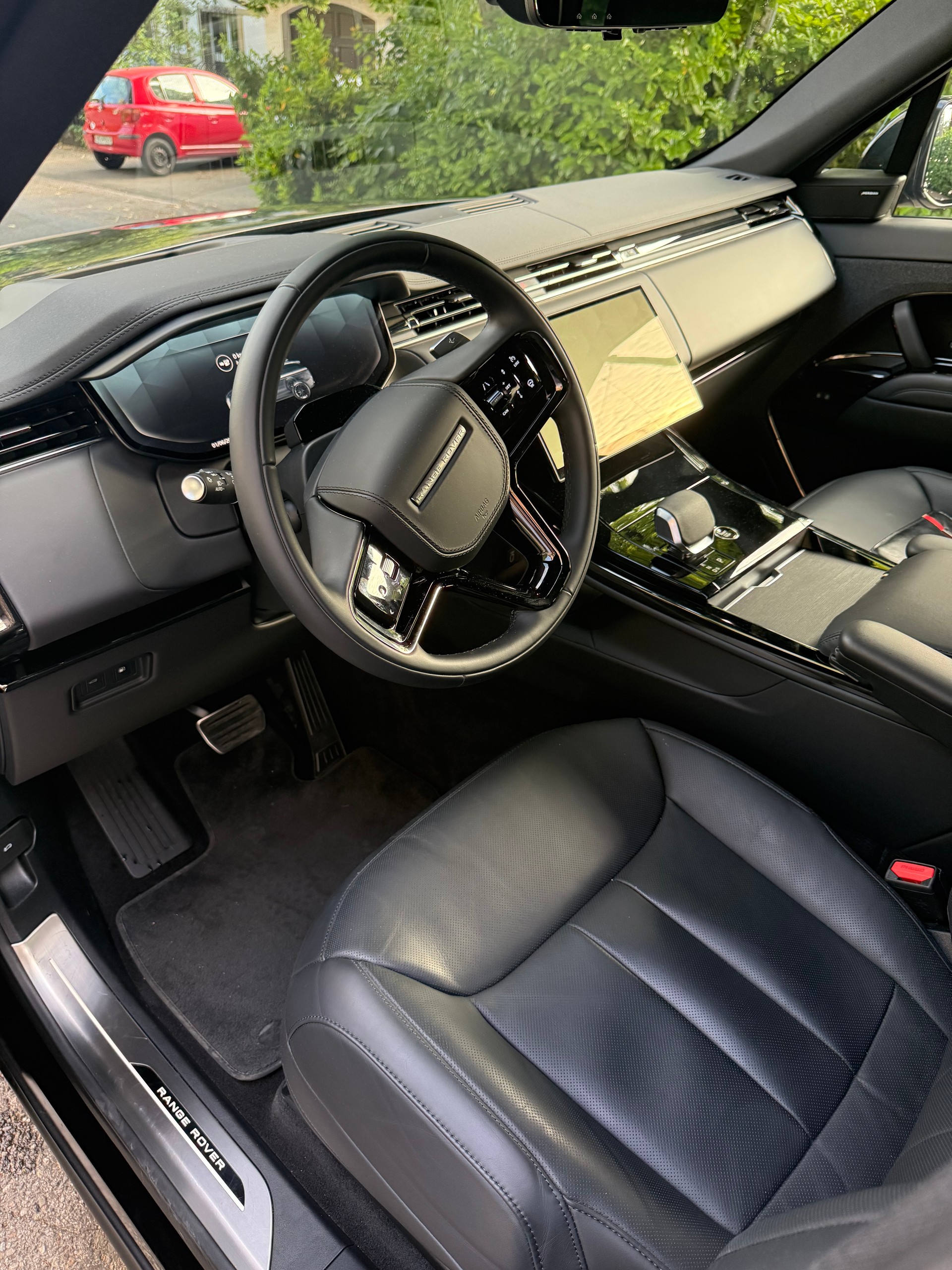LAND ROVER 3.0 I6 P460e SE-image-4