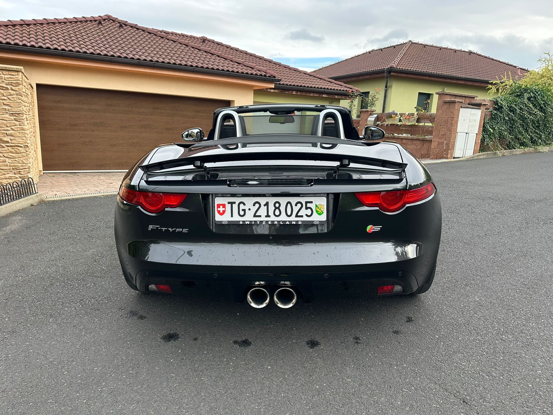 JAGUAR 3.0 V6 S-image-2