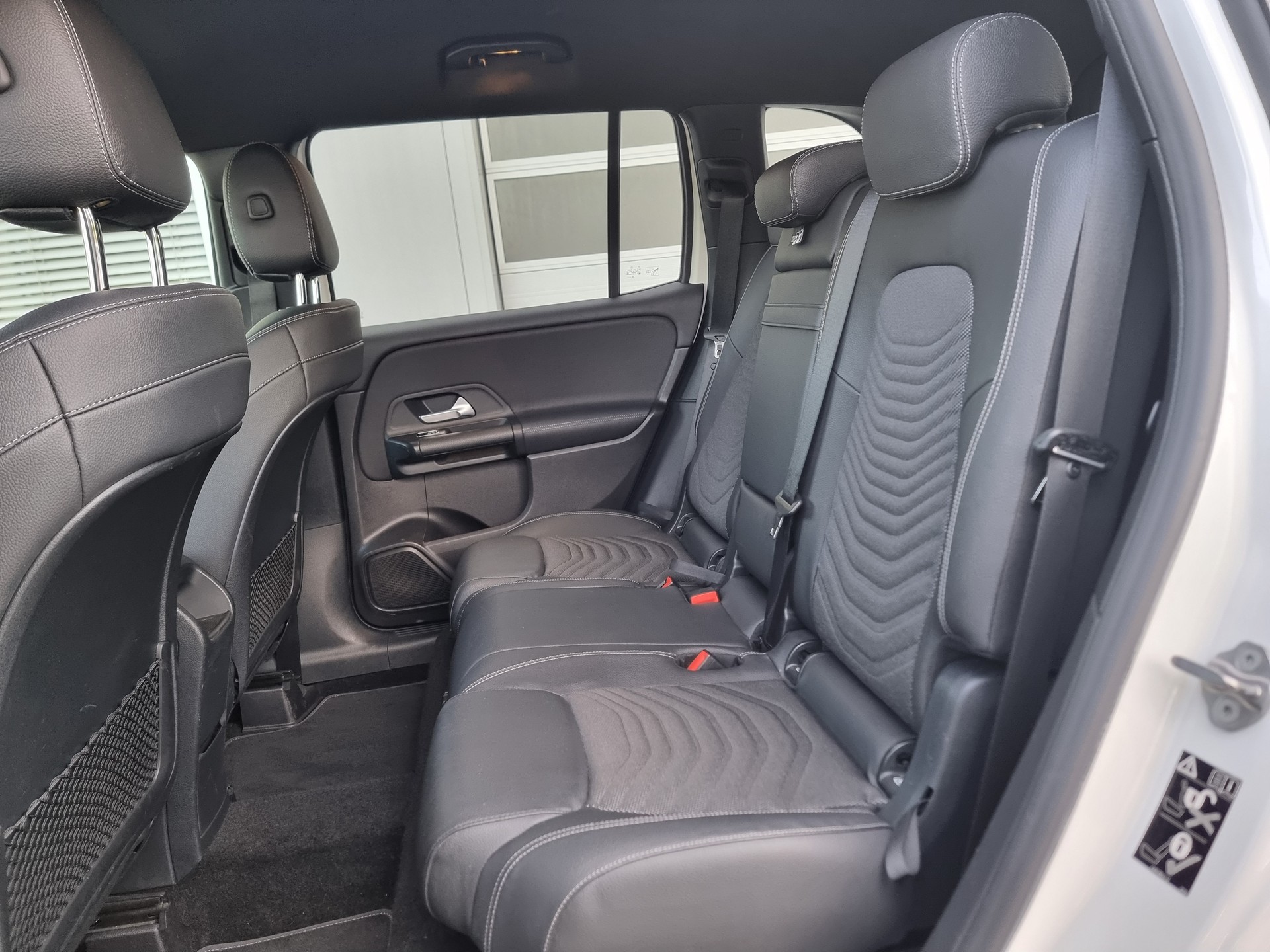 MERCEDES-BENZ GLB 200 d Style 8G-Tronic-image-8