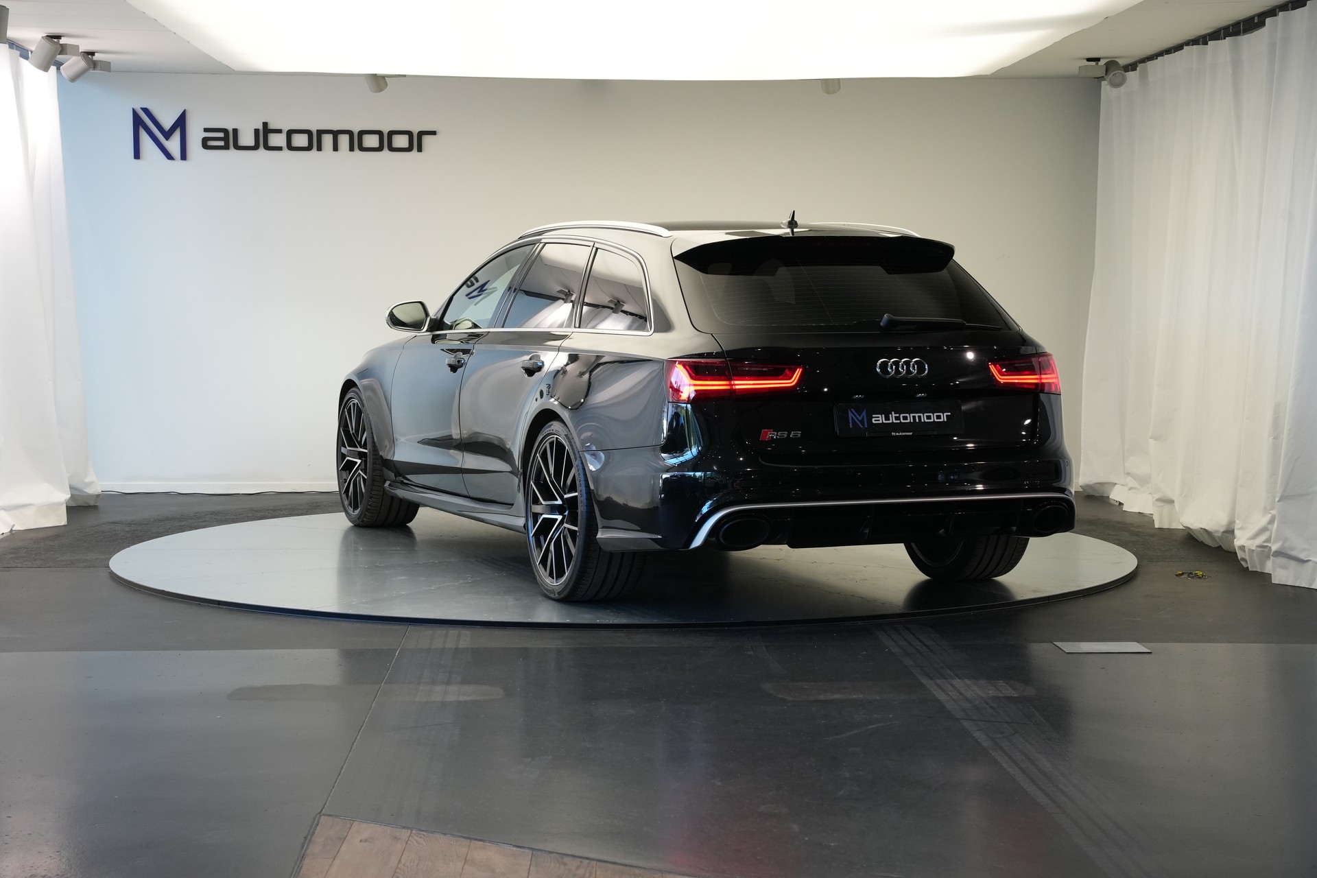 AUDI RS6 Avant 4.0 TFSI V8 performance quattro-image-6