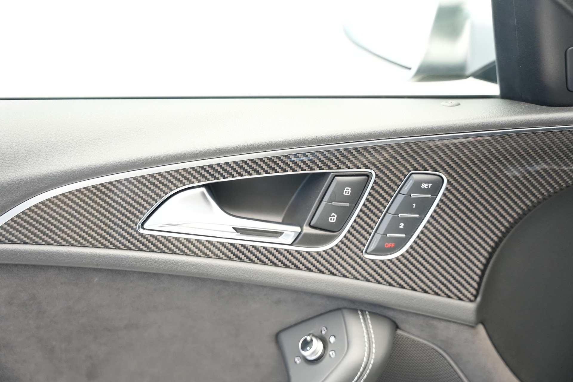 AUDI RS6 Avant 4.0 TFSI V8 performance quattro-image-19