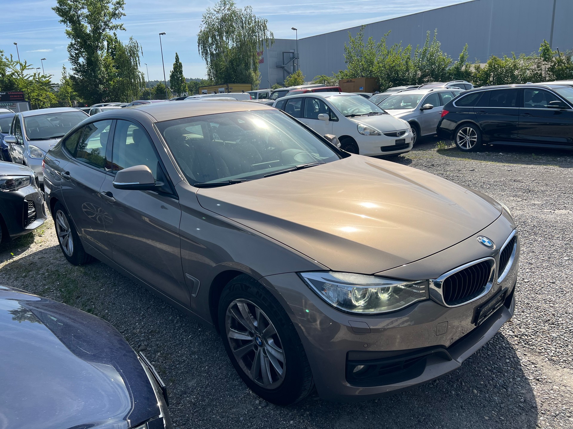BMW 320d GT xDrive Luxury Line Steptronic-image-0