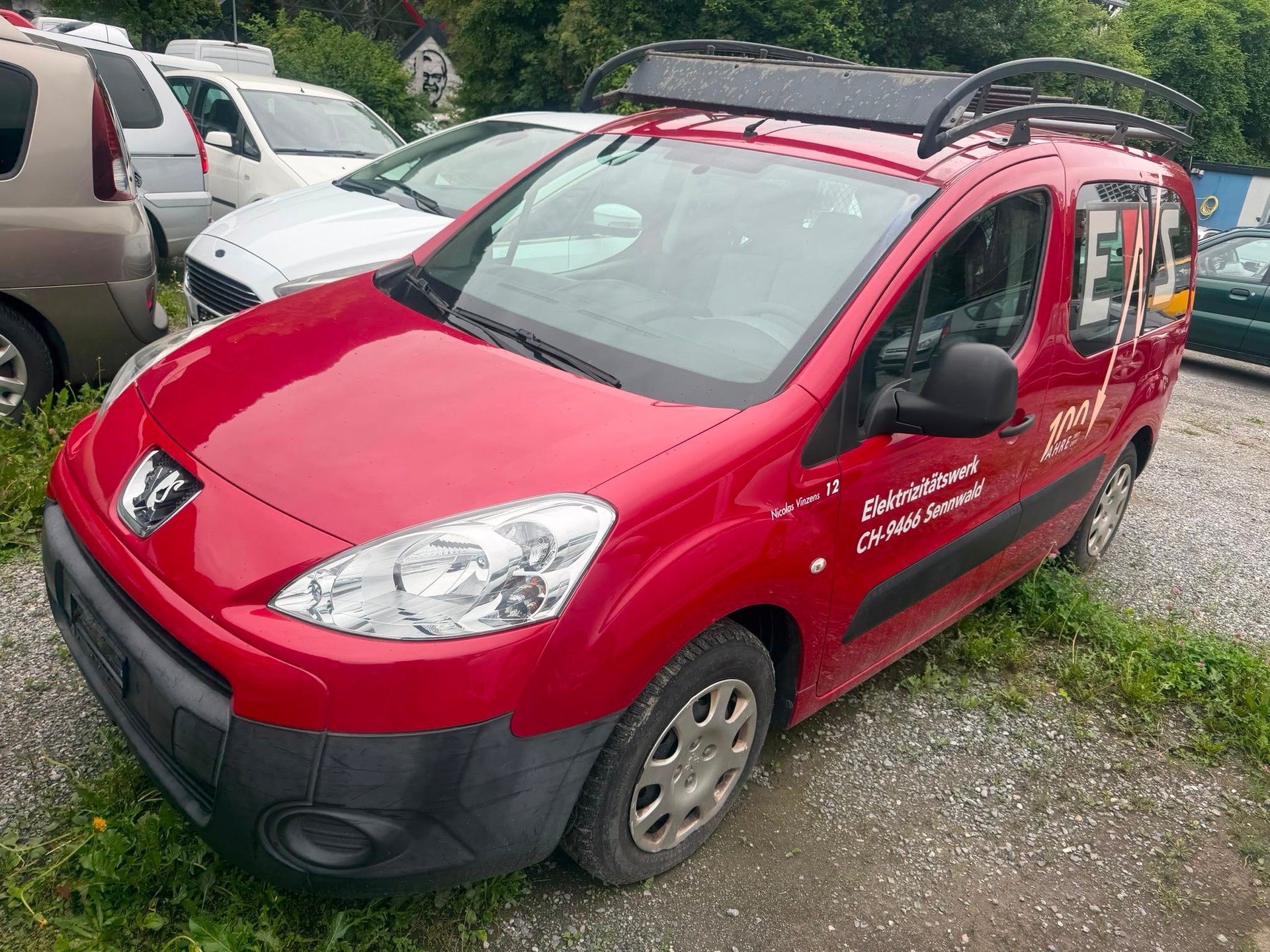 PEUGEOT Partner 1.6i Urban-image-8