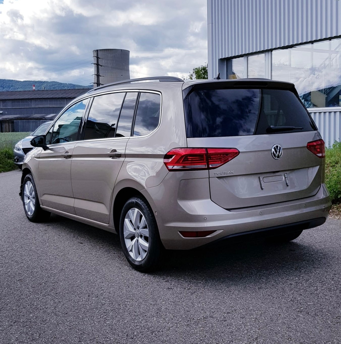 VW Touran 1.5 TSI EVO Comfortline DSG-image-2