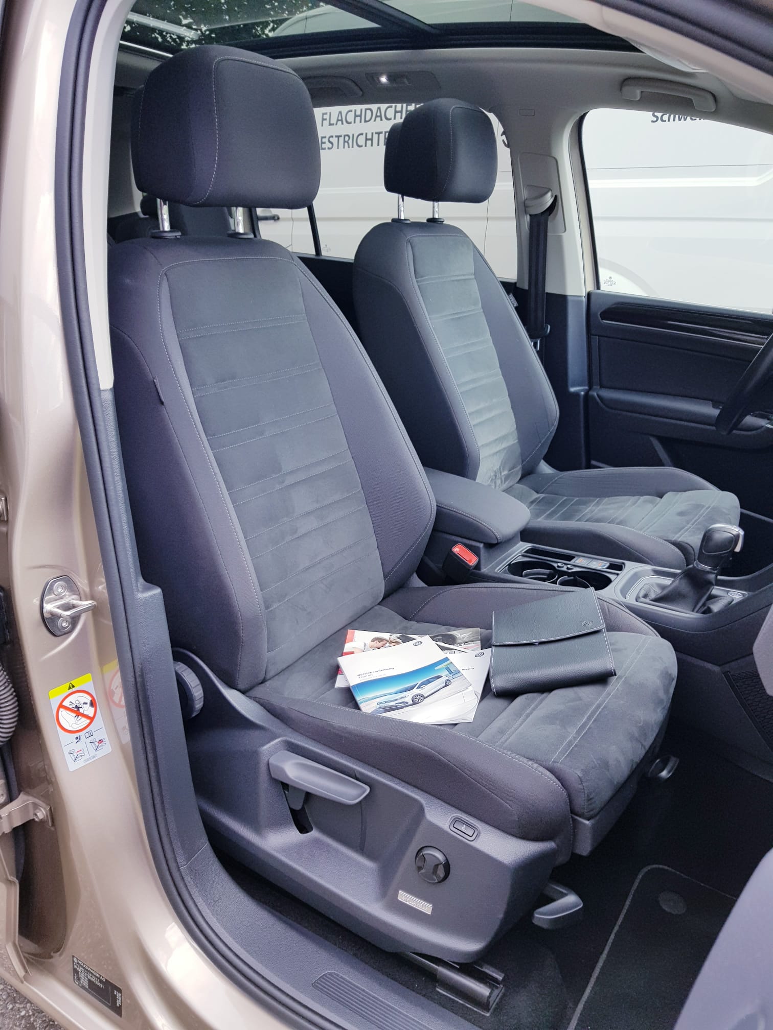VW Touran 1.5 TSI EVO Comfortline DSG-image-6