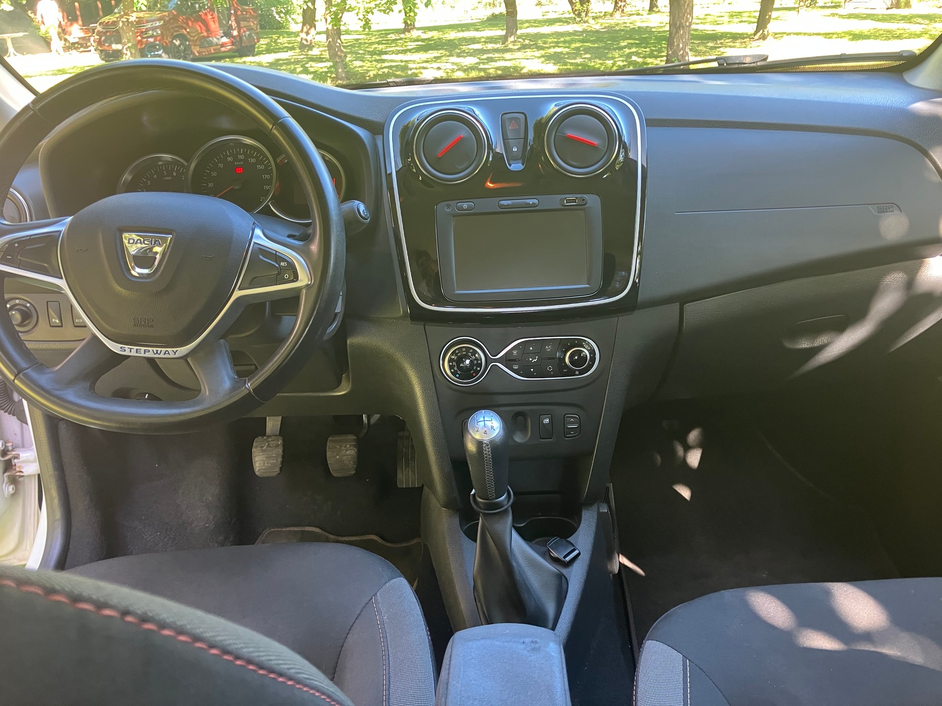 DACIA 0.9 TCe Ultimate E6c S/S-image-4