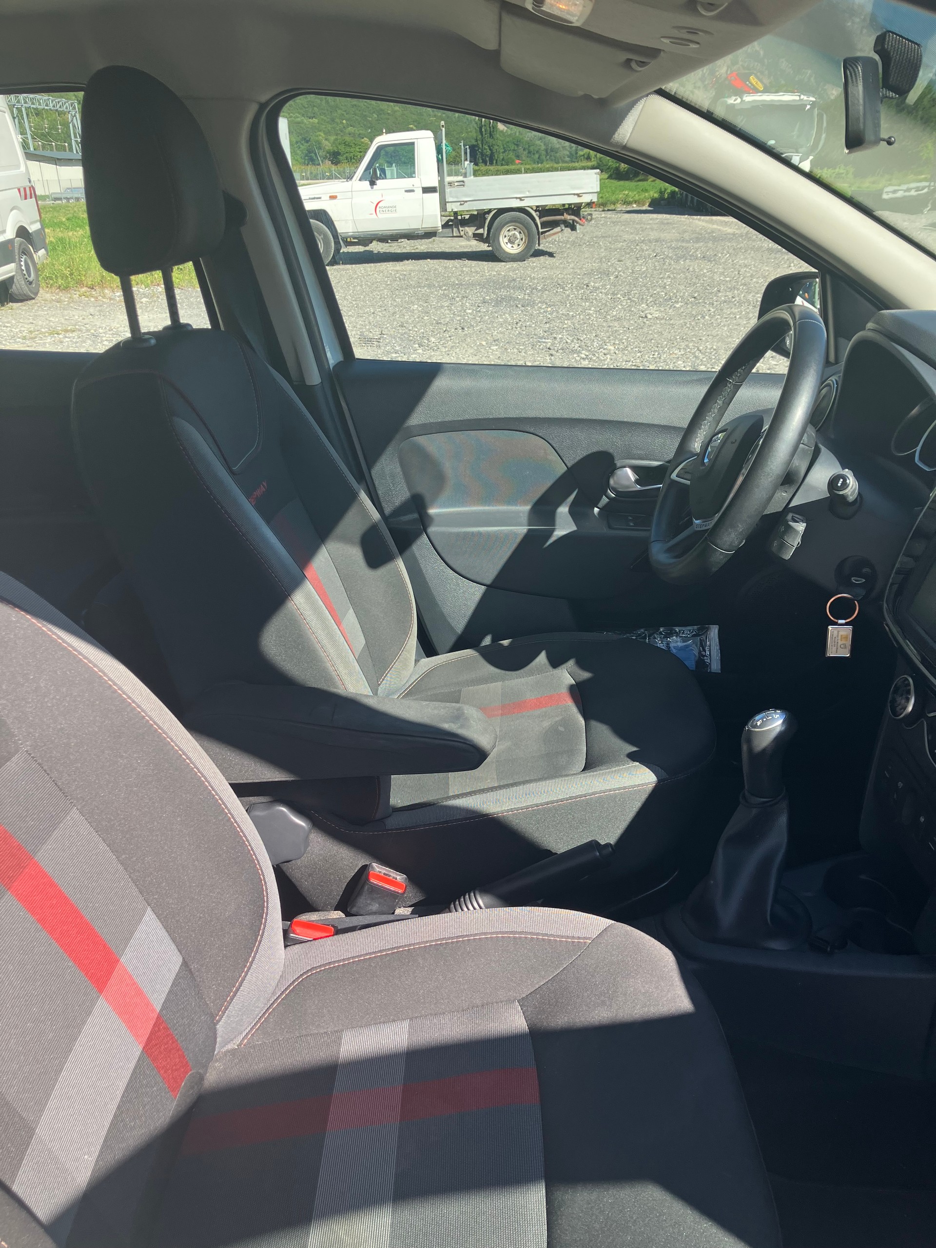 DACIA 0.9 TCe Ultimate E6c S/S-image-7