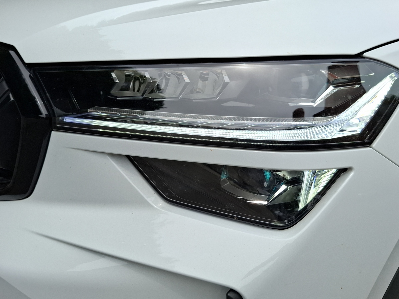 SKODA Kodiaq 1.5 TSI PHEV Sportline-image-16