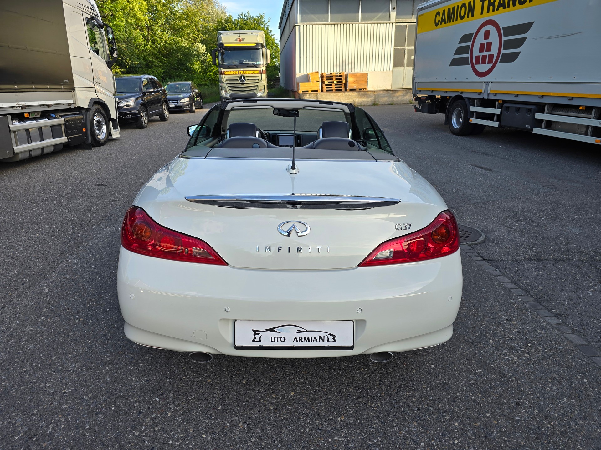 INFINITI G37 Cabrio GT Premium Automatic-image-12
