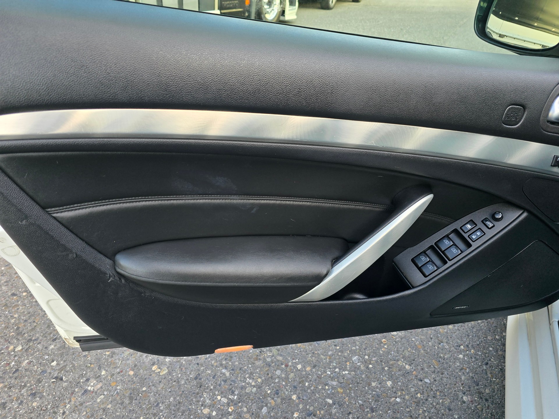 INFINITI G37 Cabrio GT Premium Automatic-image-21