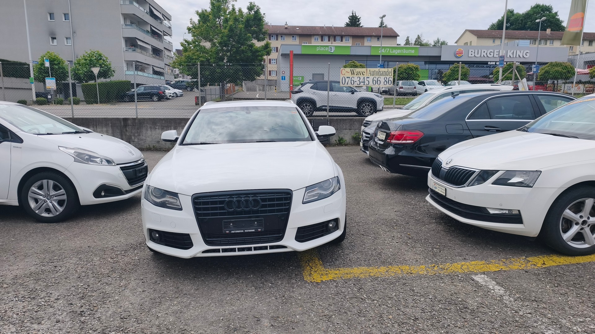 AUDI A4 Avant 1.8 TFSI Start plus-image-2