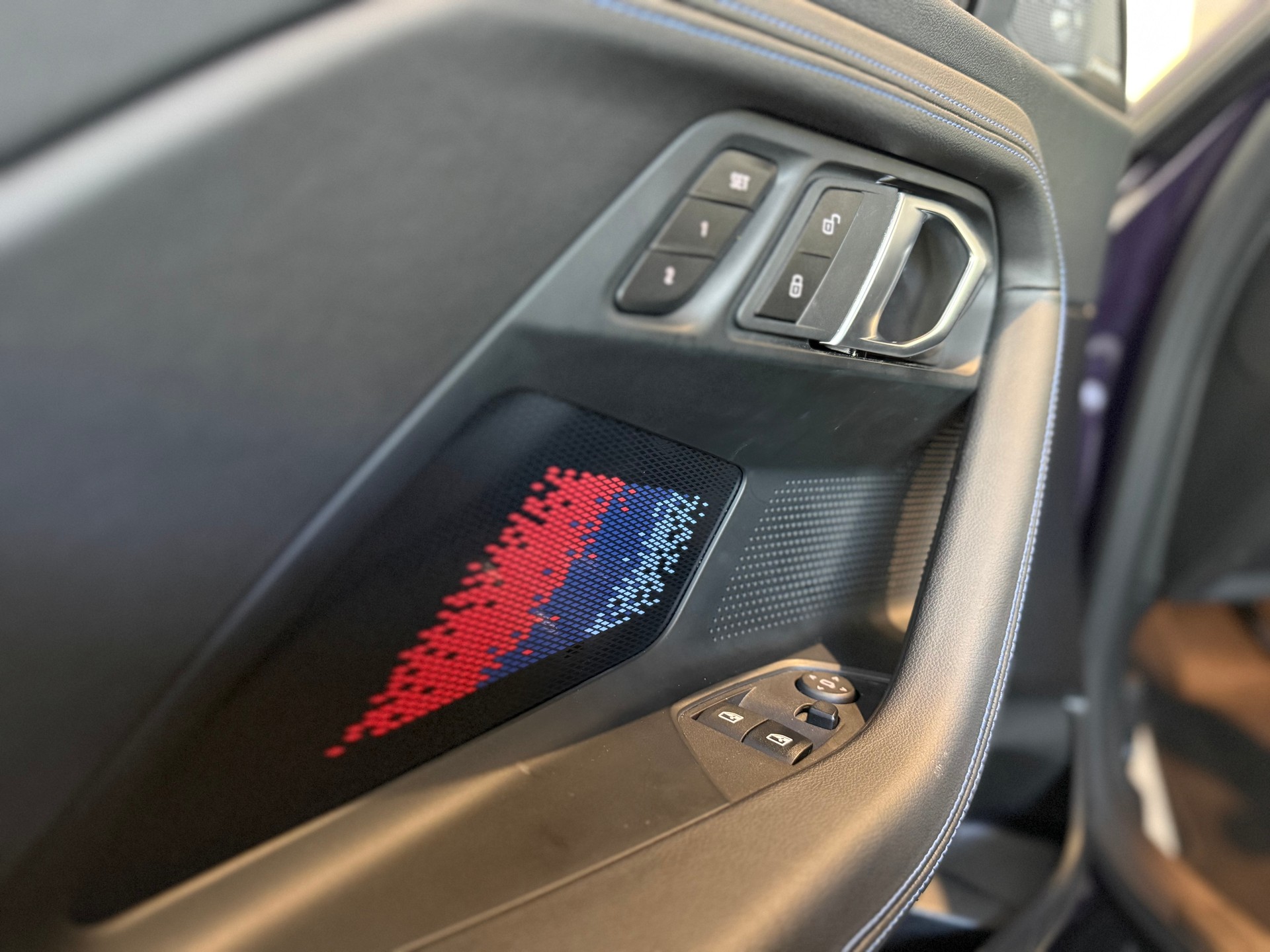 BMW M240i xDrive M Sport Pro Steptronic-image-12