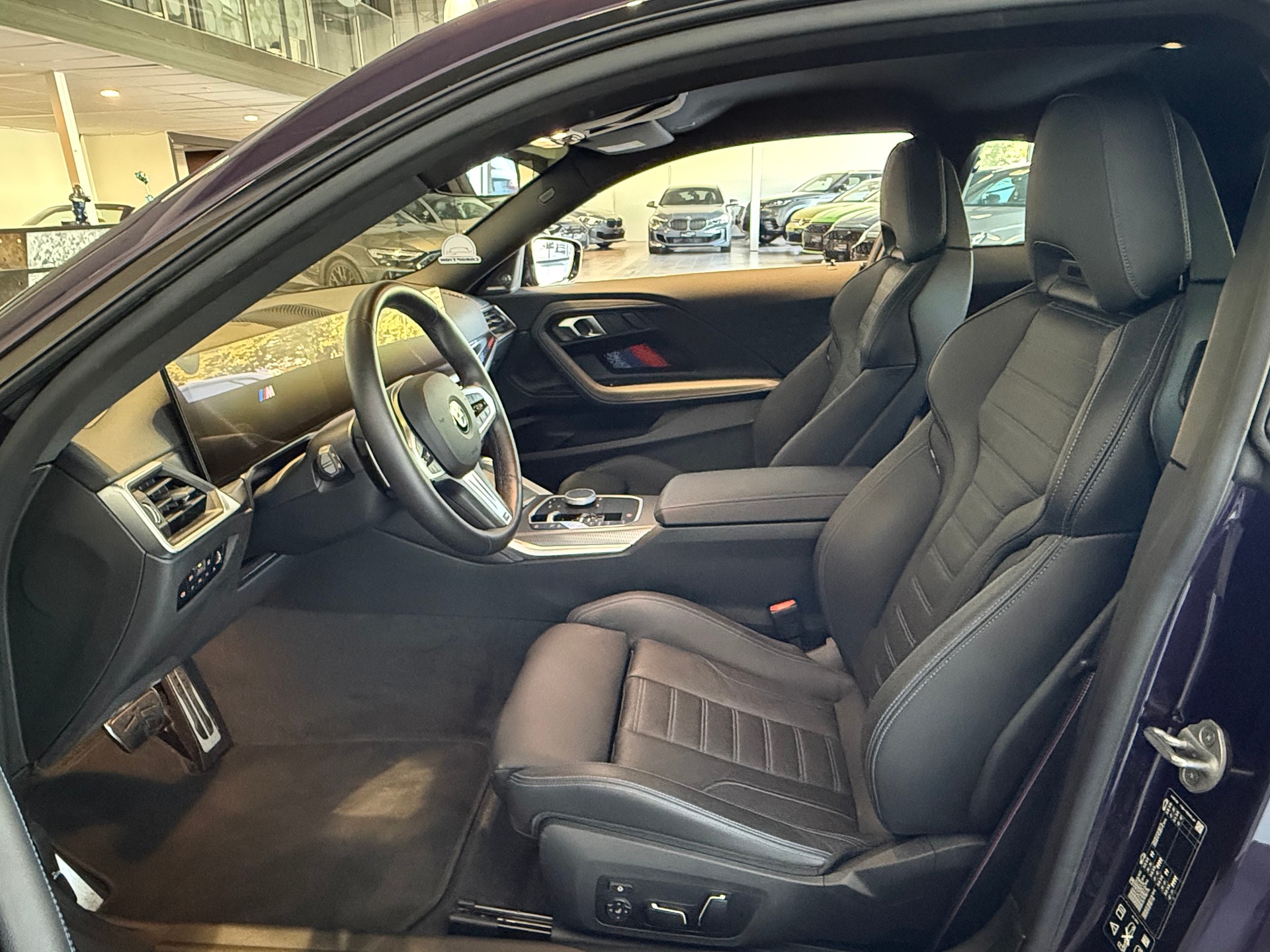 BMW M240i xDrive M Sport Pro Steptronic-image-11