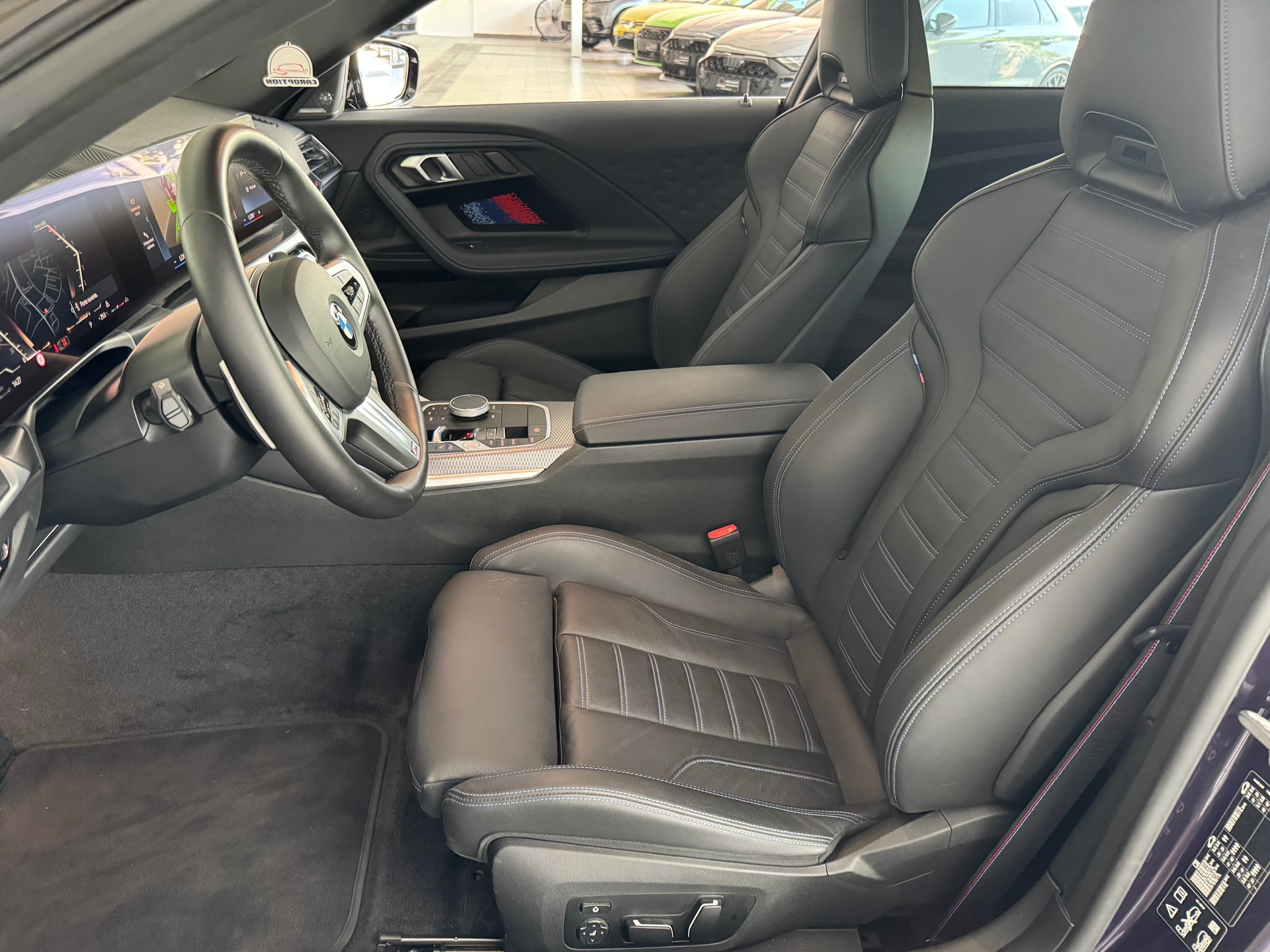 BMW M240i xDrive M Sport Pro Steptronic-image-11