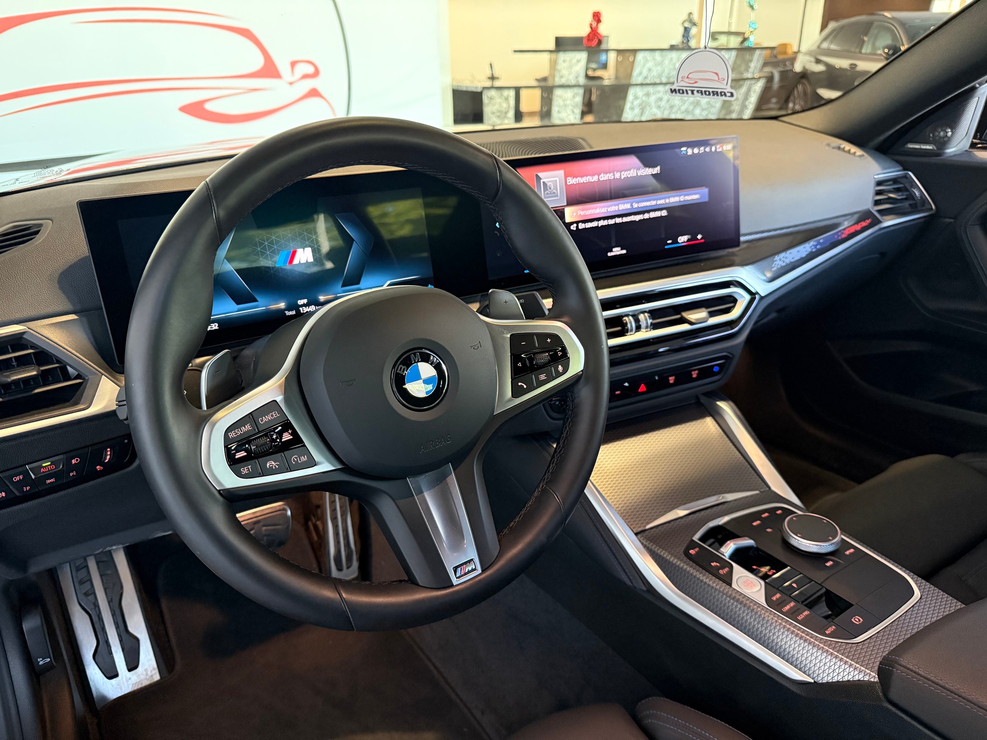 BMW M240i xDrive M Sport Pro Steptronic-image-16